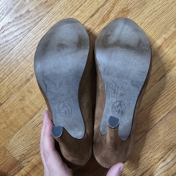 ASH Size 8 Tan Suede Stiletto Platform Heels - Picture 5 of 6